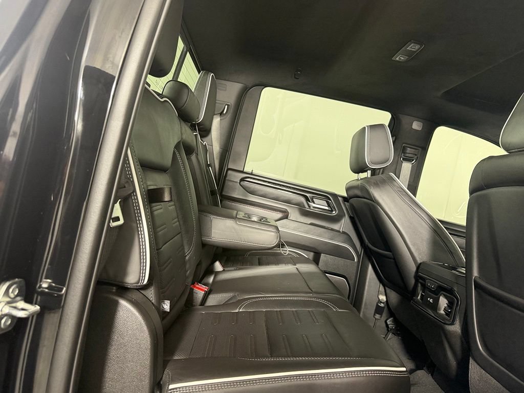 Used 2026 GMC Sierra 2500 AT4X AWD/4WD image 19