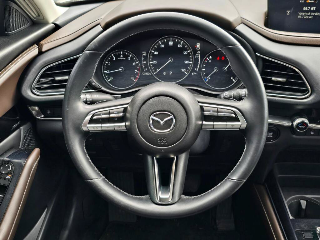 Used 2022 MAZDA CX-30 AWD 2.5 S w/ Premium Package image 18
