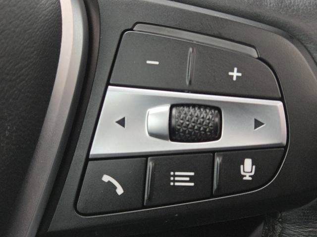 Used 2021 BMW X5 xDrive40i w/ Premium Package image 16