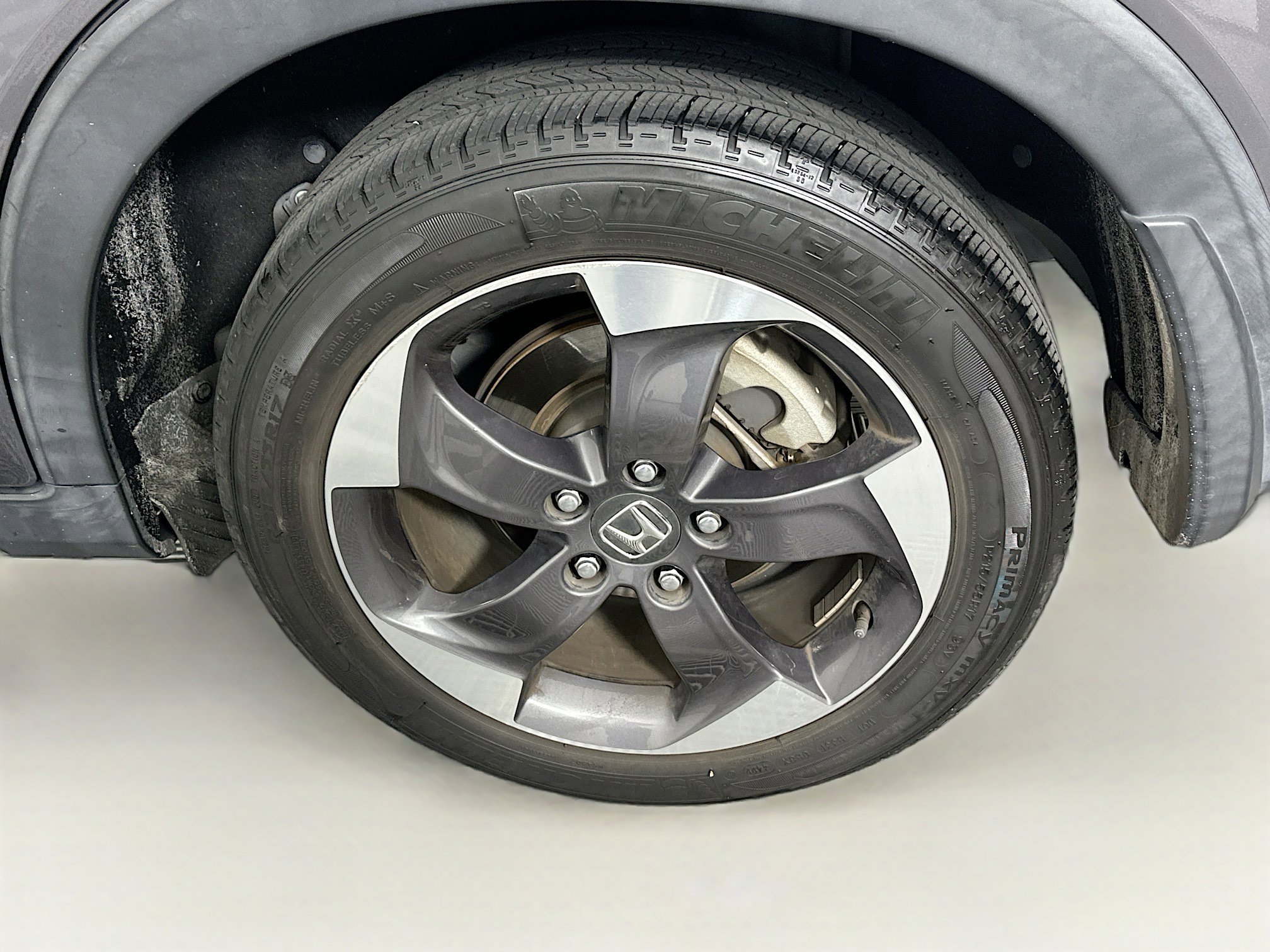 Used 2018 Honda HR-V EX image 11