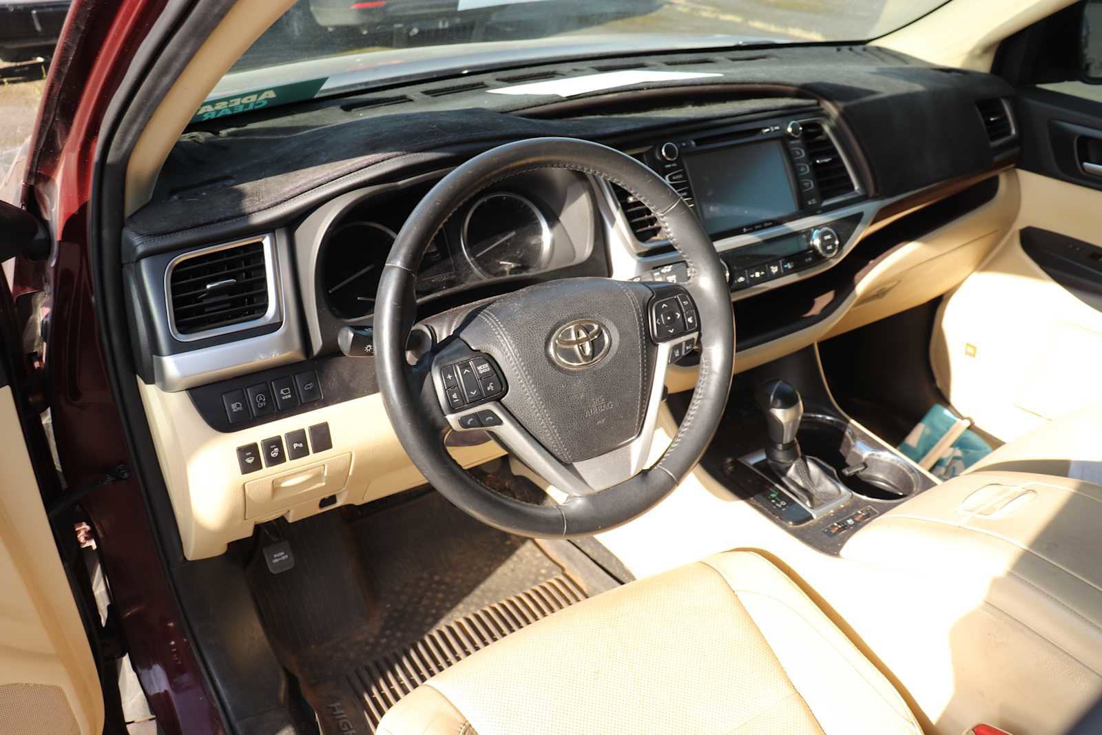 Used 2019 Toyota Highlander Limited Platinum AWD/4WD image 10