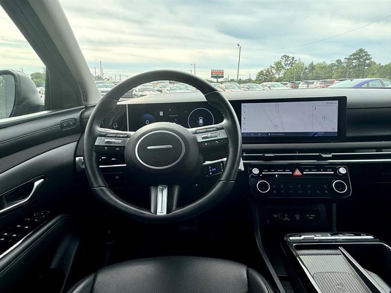 Used 2025 Hyundai Tucson Limited image 29