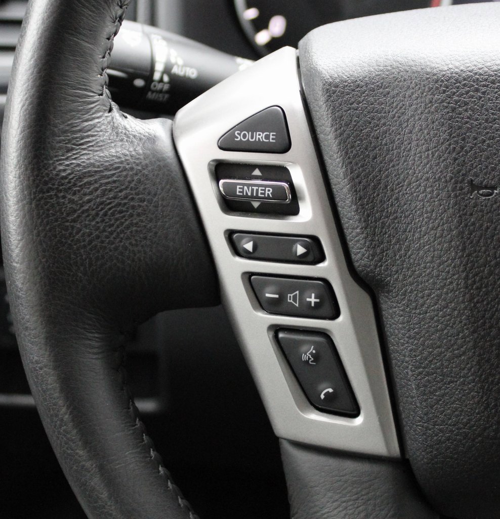 Certified 2024 Nissan Titan SV w/ SV Convenience Package image 31