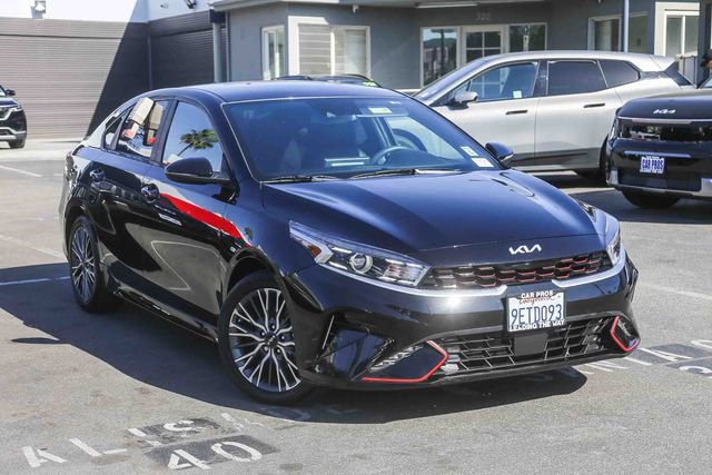 Used 2023 Kia Forte GT-Line w/ GT-Line Technology Package image 2