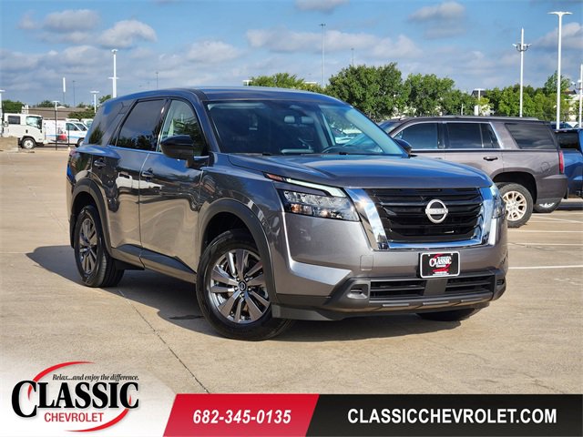 Used 2025 Nissan Pathfinder S