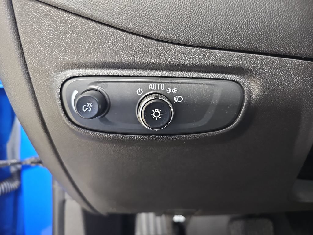 Certified 2024 Chevrolet Equinox LT w/ LPO, Floor Liner Package AWD/4WD image 31
