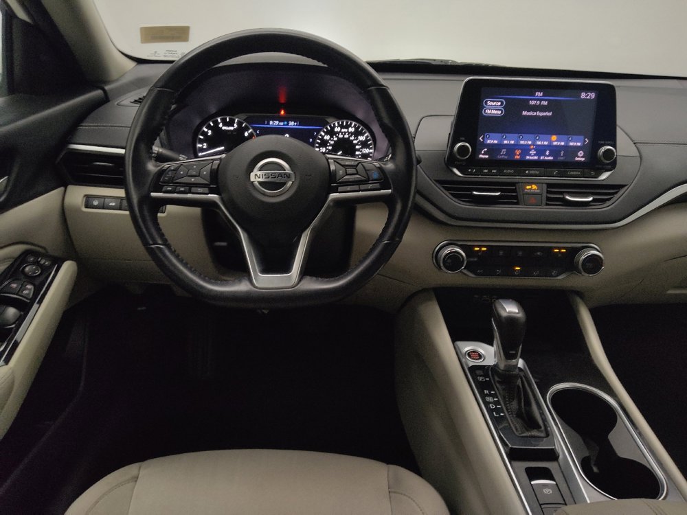 Used 2021 Nissan Altima 2.5 SV w/ SV Premium Package image 22