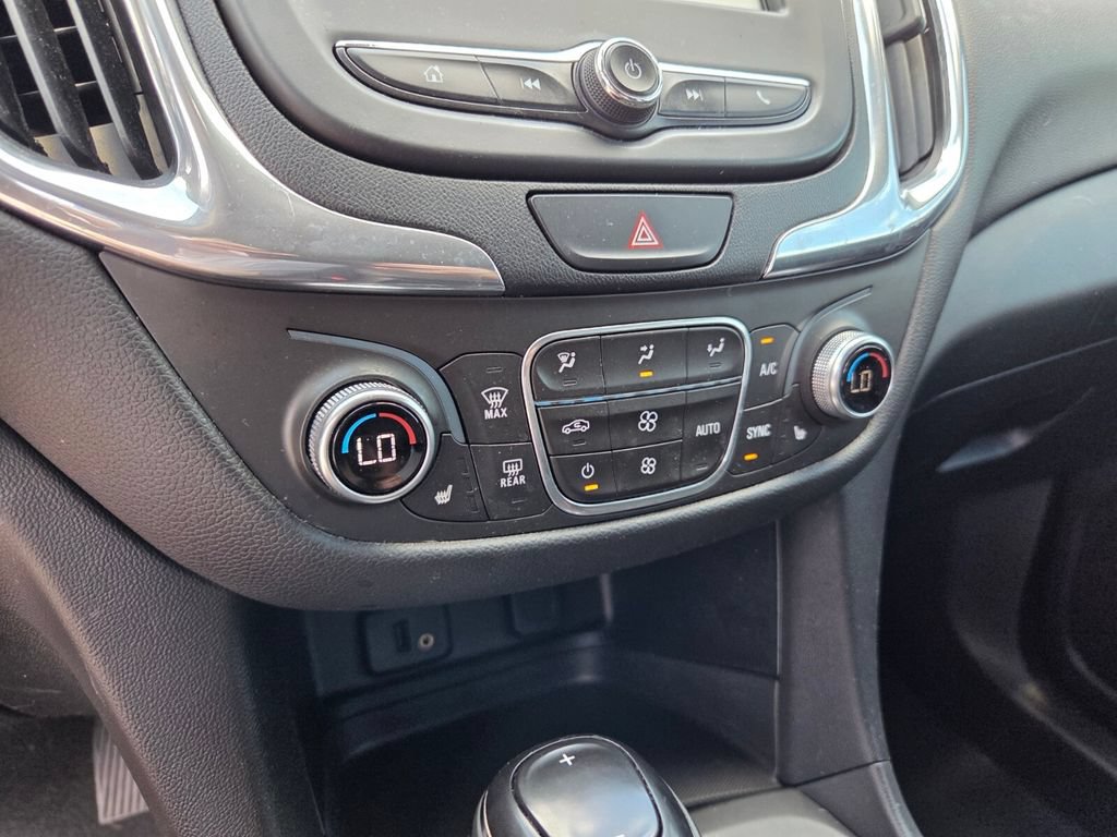 Certified 2018 Chevrolet Equinox LT FWD image 27