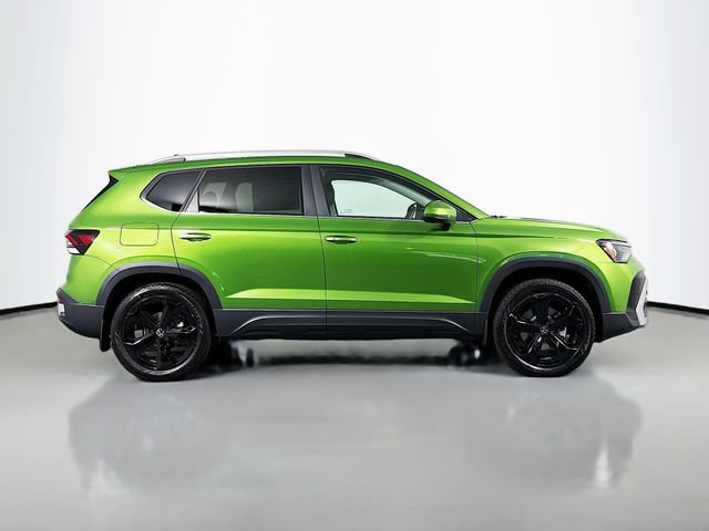 New 2026 Volkswagen Taos SEL AWD/4WD image 8