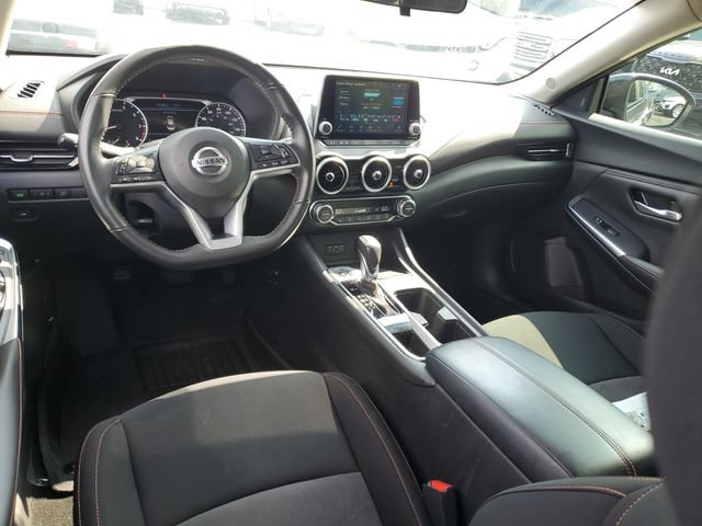 Certified 2023 Nissan Sentra SR w/ Midnight Edition Package FWD image 11