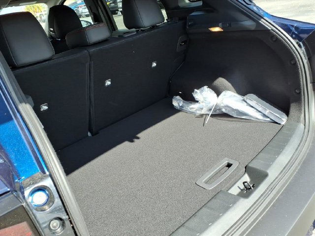 New 2026 Nissan Kicks SR w/ SR Premium Package FWD image 23