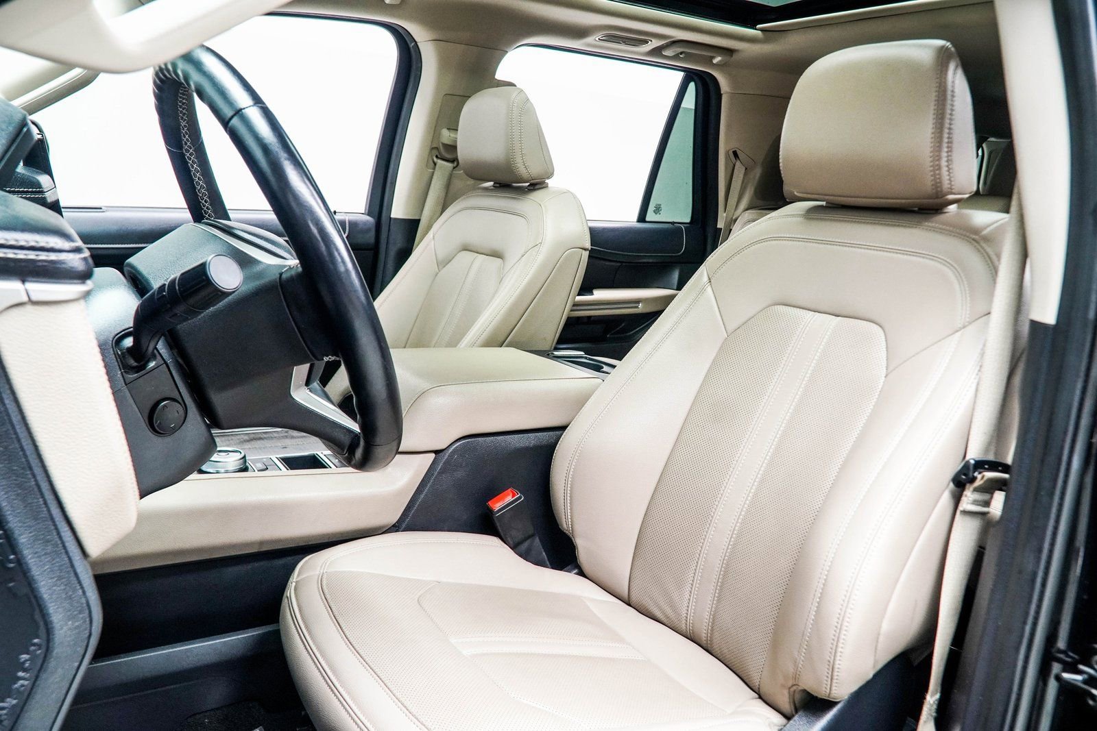 Used 2024 Ford Expedition Max Limited RWD image 34