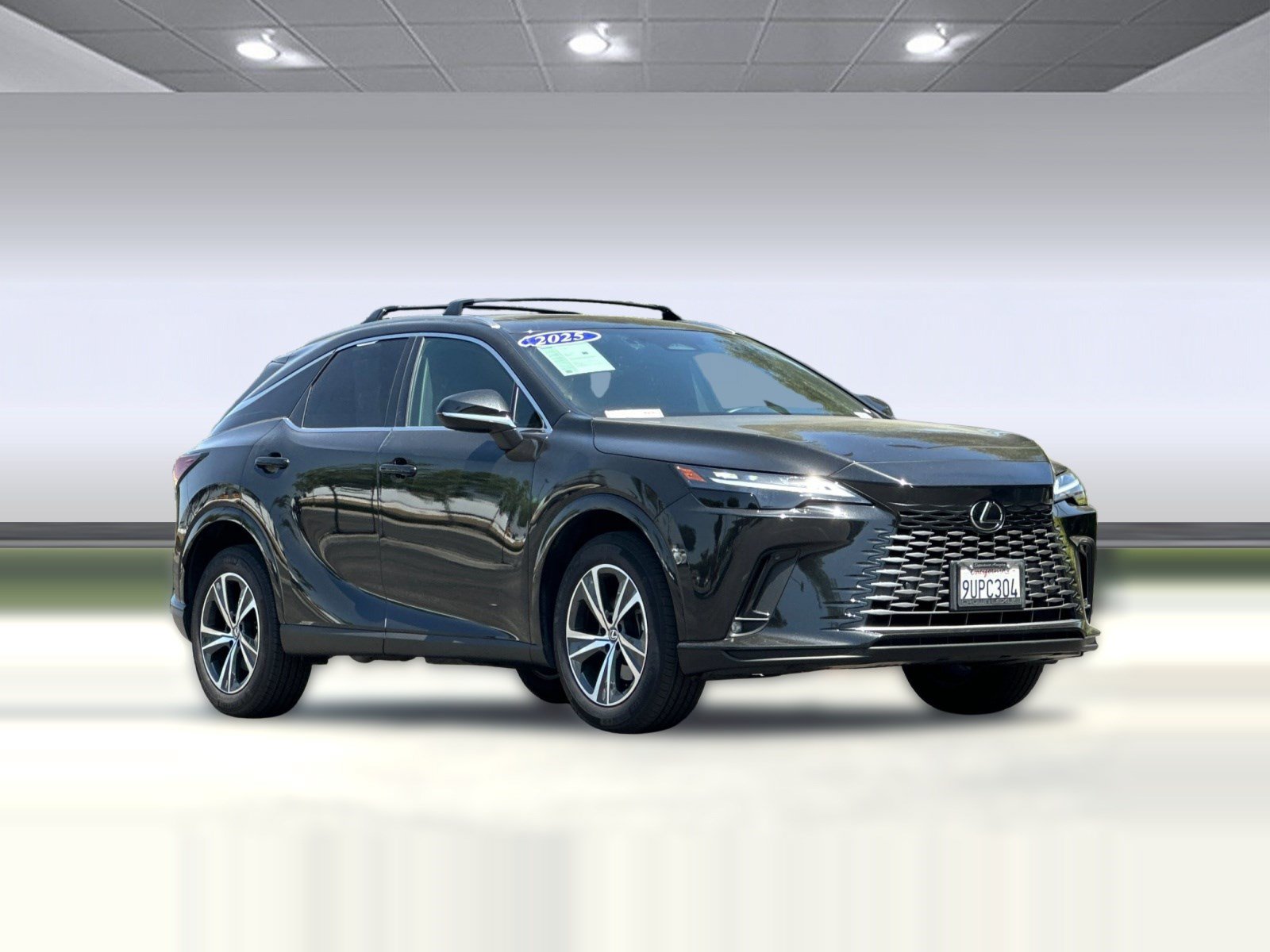 Certified 2025 Lexus RX 350 FWD w/ Accessory Package image 6