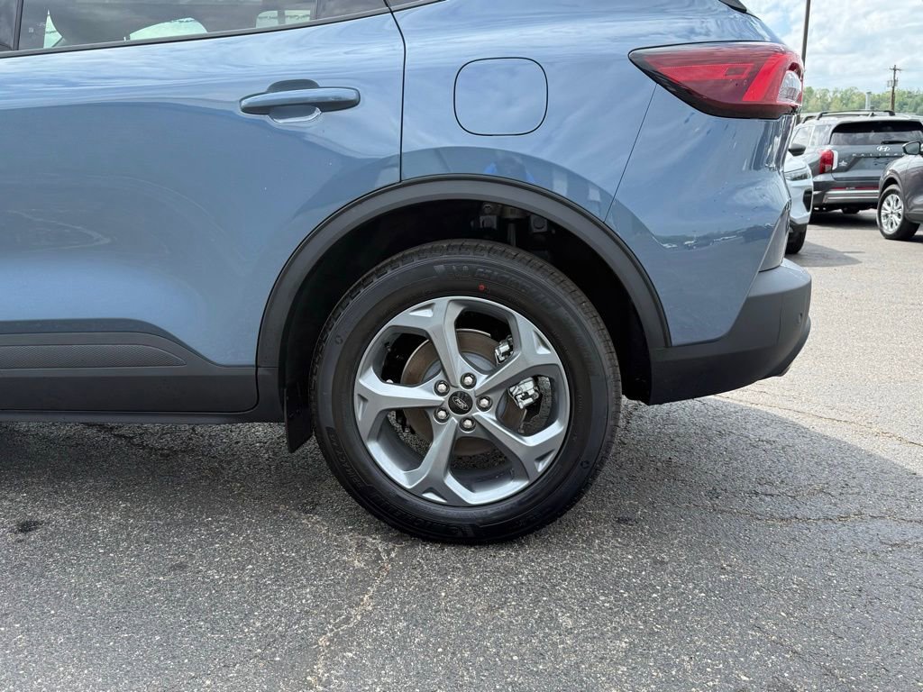 New 2026 Ford Escape ST-Line Select w/ Equipment Group 401A AWD/4WD image 27