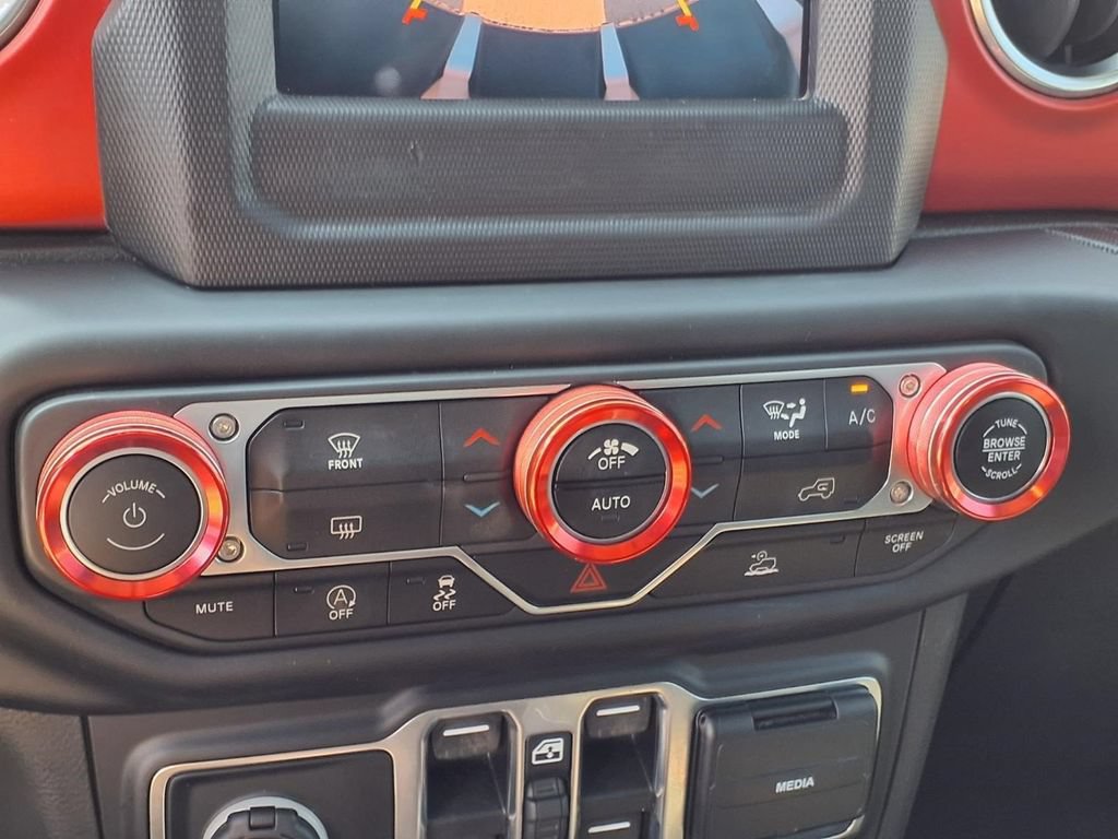 Used 2021 Jeep Wrangler Unlimited Rubicon AWD/4WD image 12