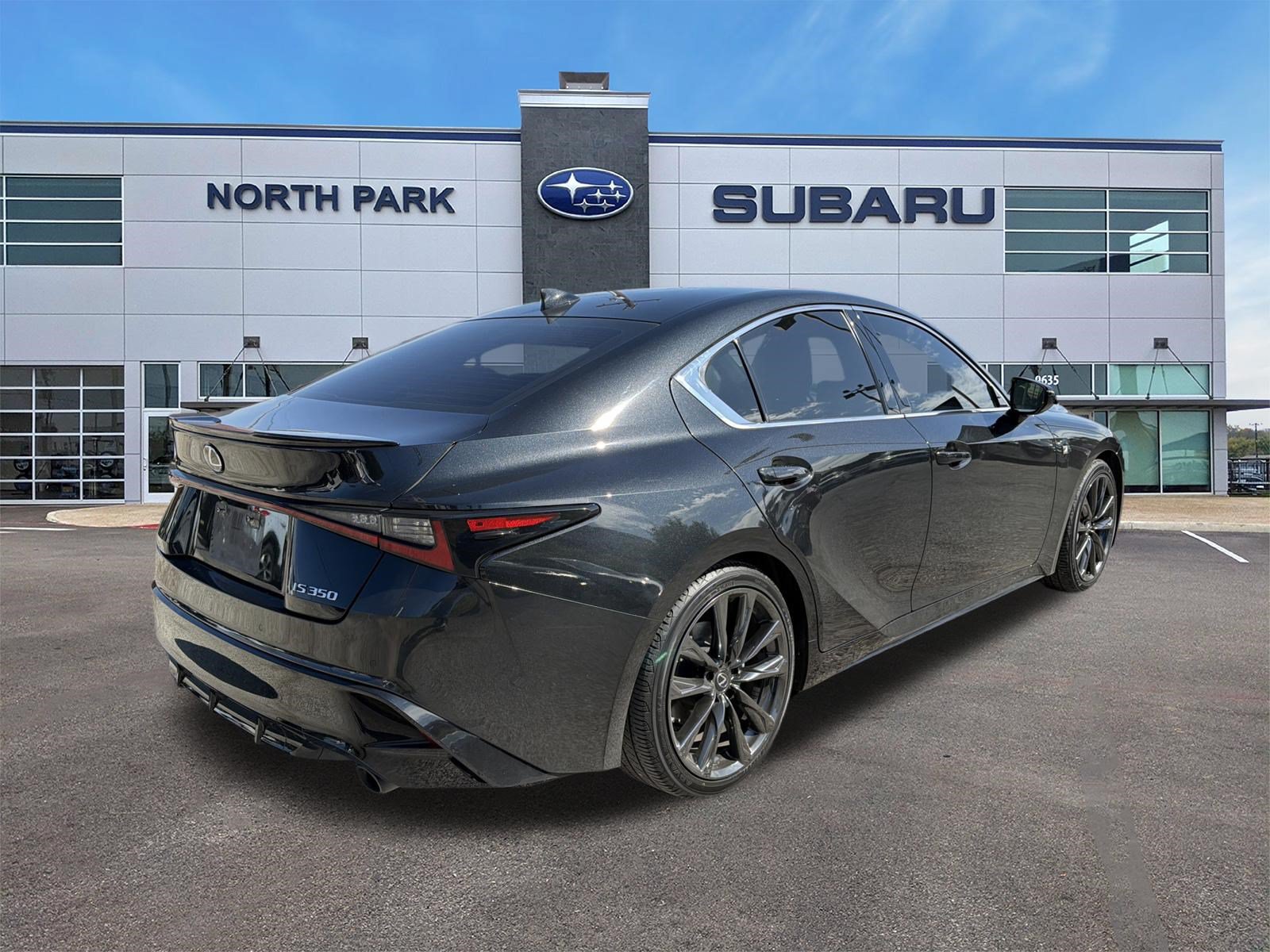Used 2022 Lexus IS 350 F Sport RWD image 3