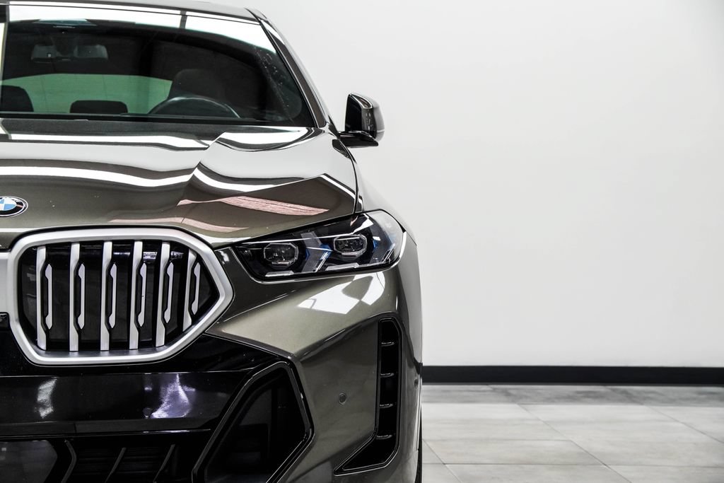 Used 2024 BMW X6 xDrive40i w/ Premium Package AWD/4WD image 4