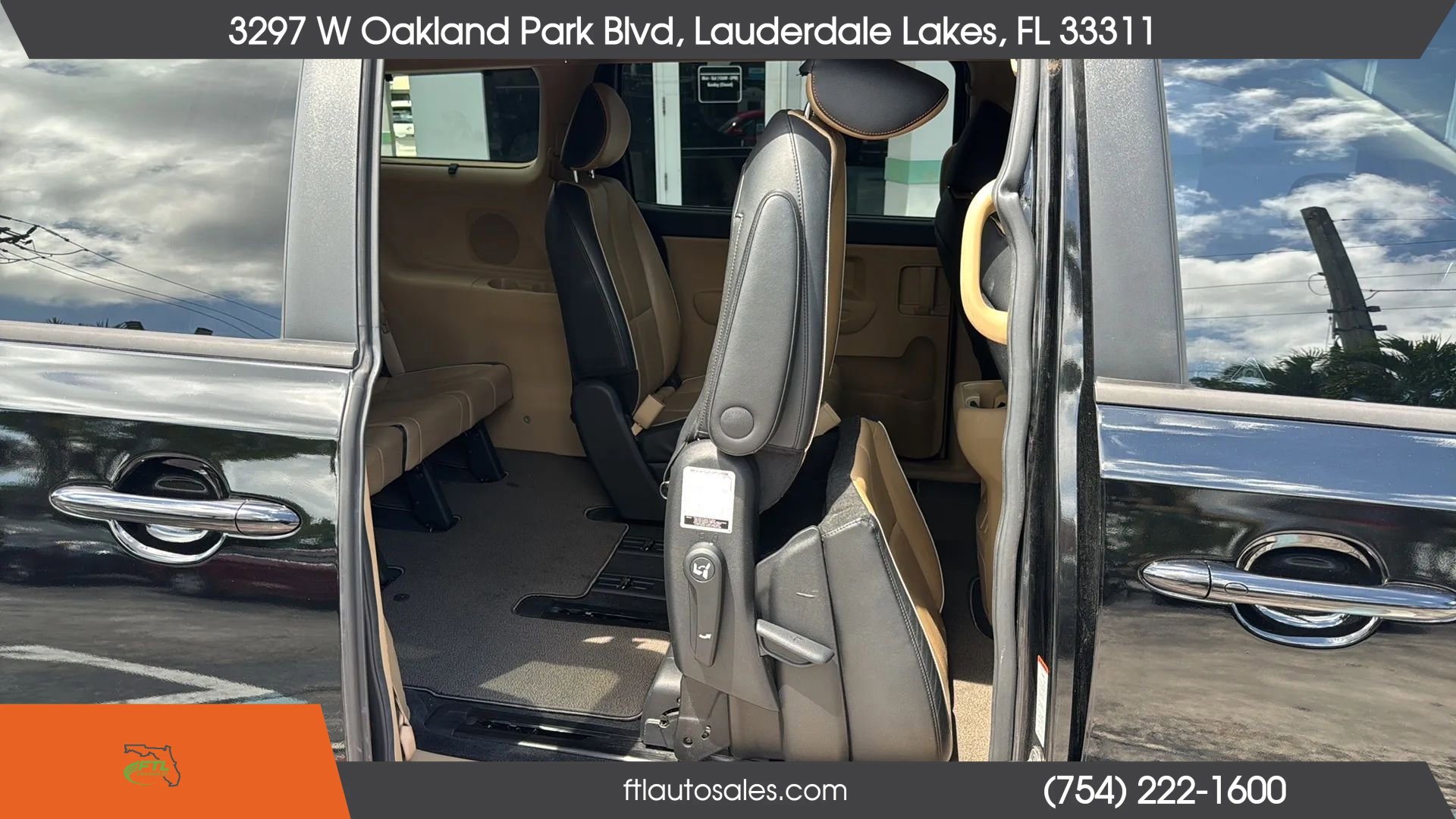 Used 2017 Kia Sedona LX w/ LX Essentials Premium Package FWD image 38