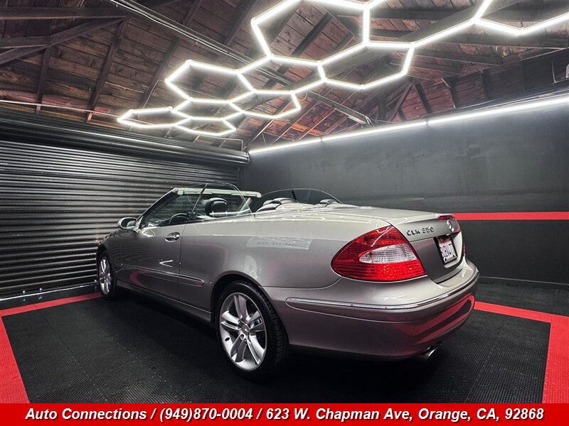 Used 2007 Mercedes-Benz CLK 350 Cabriolet image 4