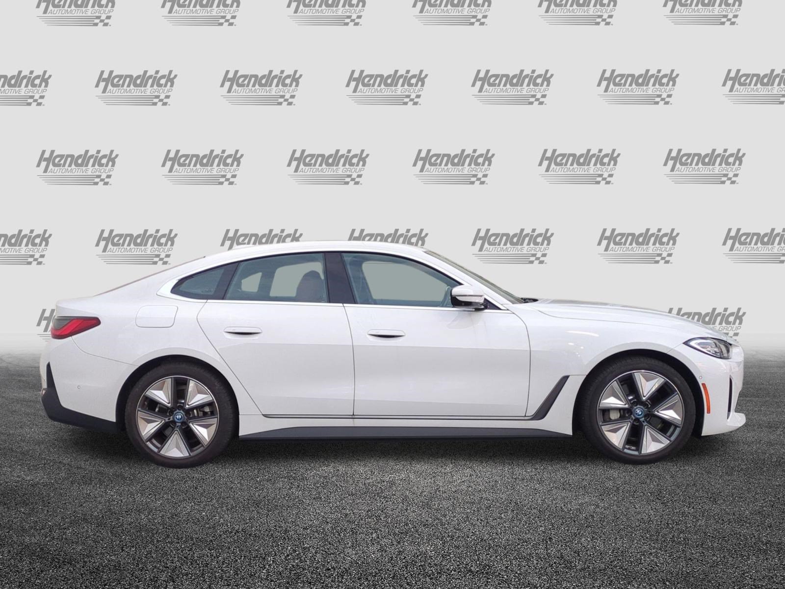 Used 2024 BMW i4 eDrive35 w/ Convenience Package RWD image 11