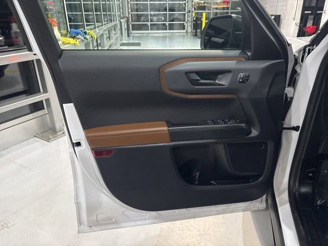 Used 2023 Ford Bronco Sport Outer Banks image 11