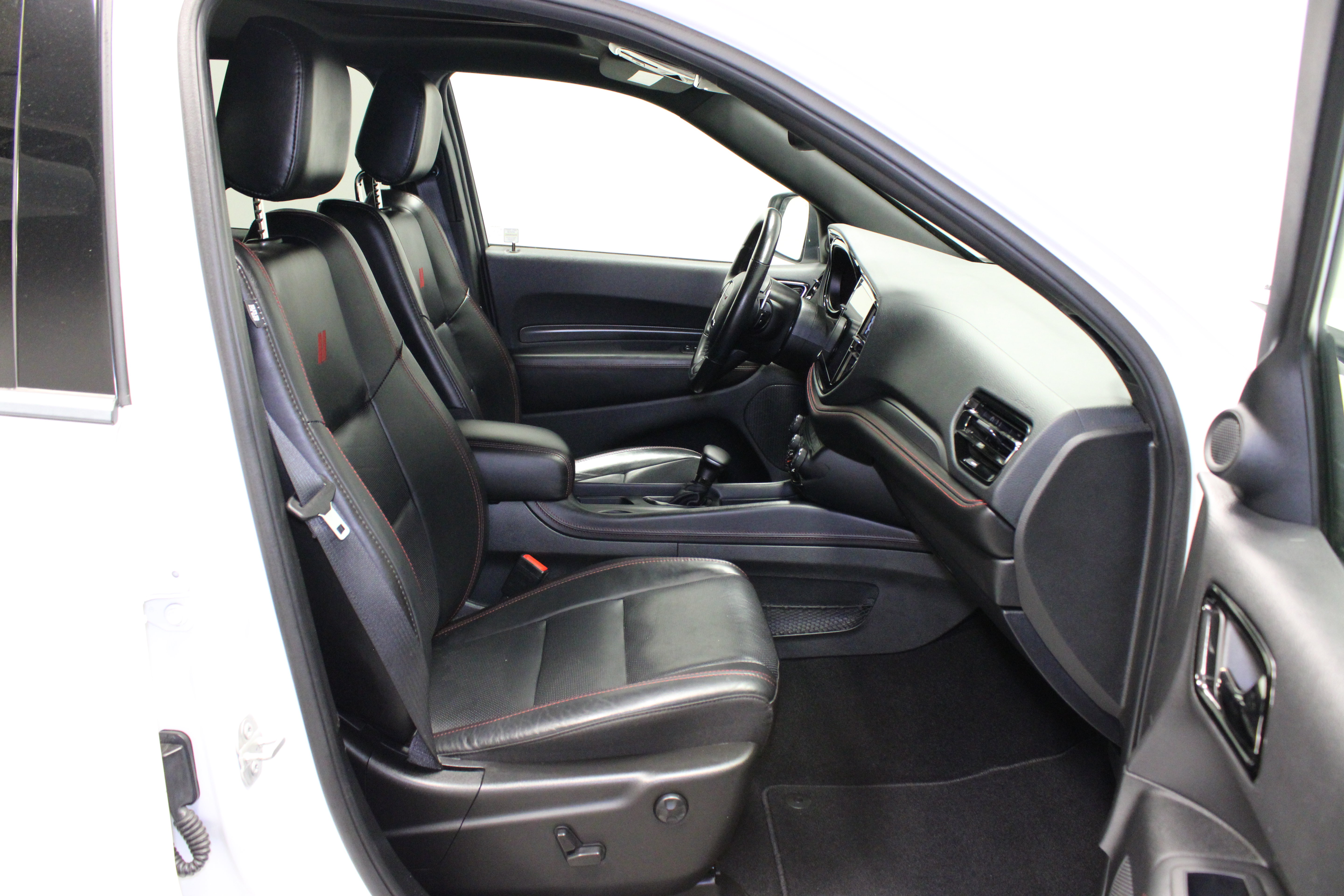 Used 2023 Dodge Durango GT RWD image 15