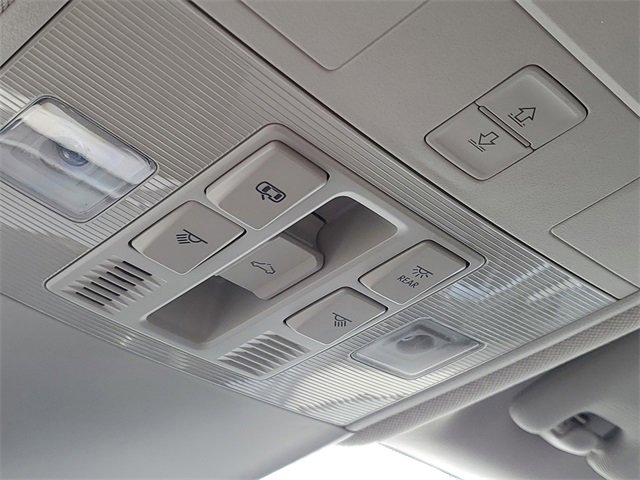 New 2026 Volkswagen Taos SE image 36