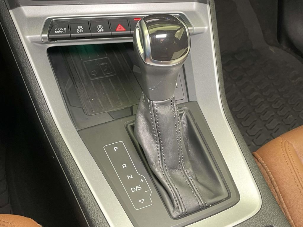 Used 2021 Audi Q3 2.0T Premium Plus image 32