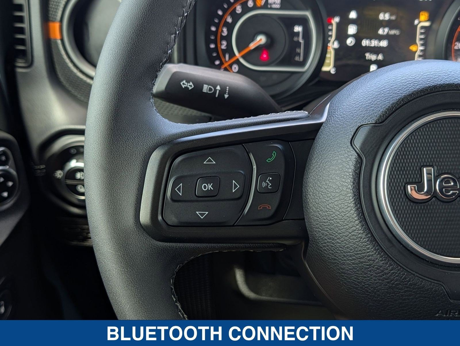 Used 2025 Jeep Gladiator Mojave w/ Safety Group image 27