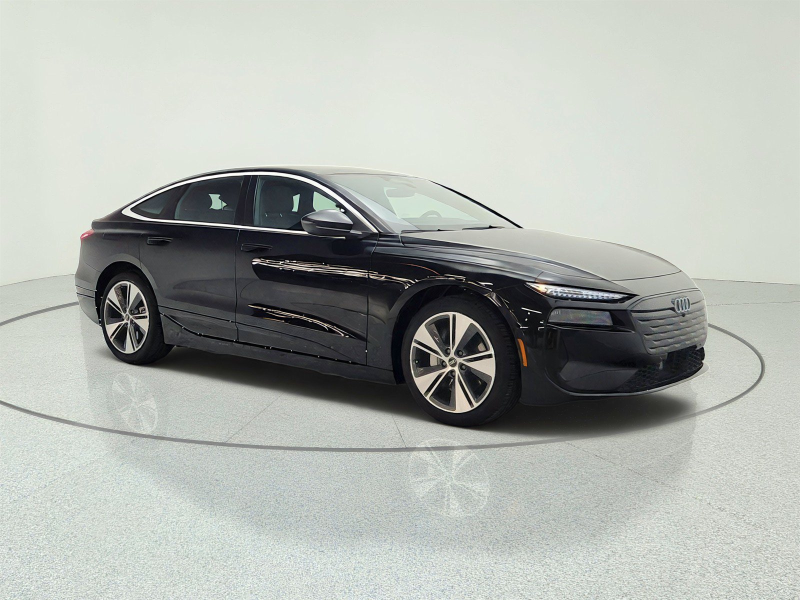 Used 2025 Audi A6 e-tron Premium Plus w/ Premium Plus AWD/4WD image 3