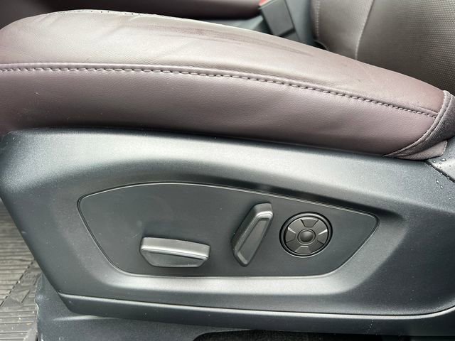 New 2026 Ford Explorer Platinum w/ LUX Leather Package image 13