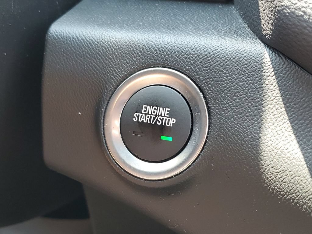 Used 2023 GMC Terrain SLE FWD image 16
