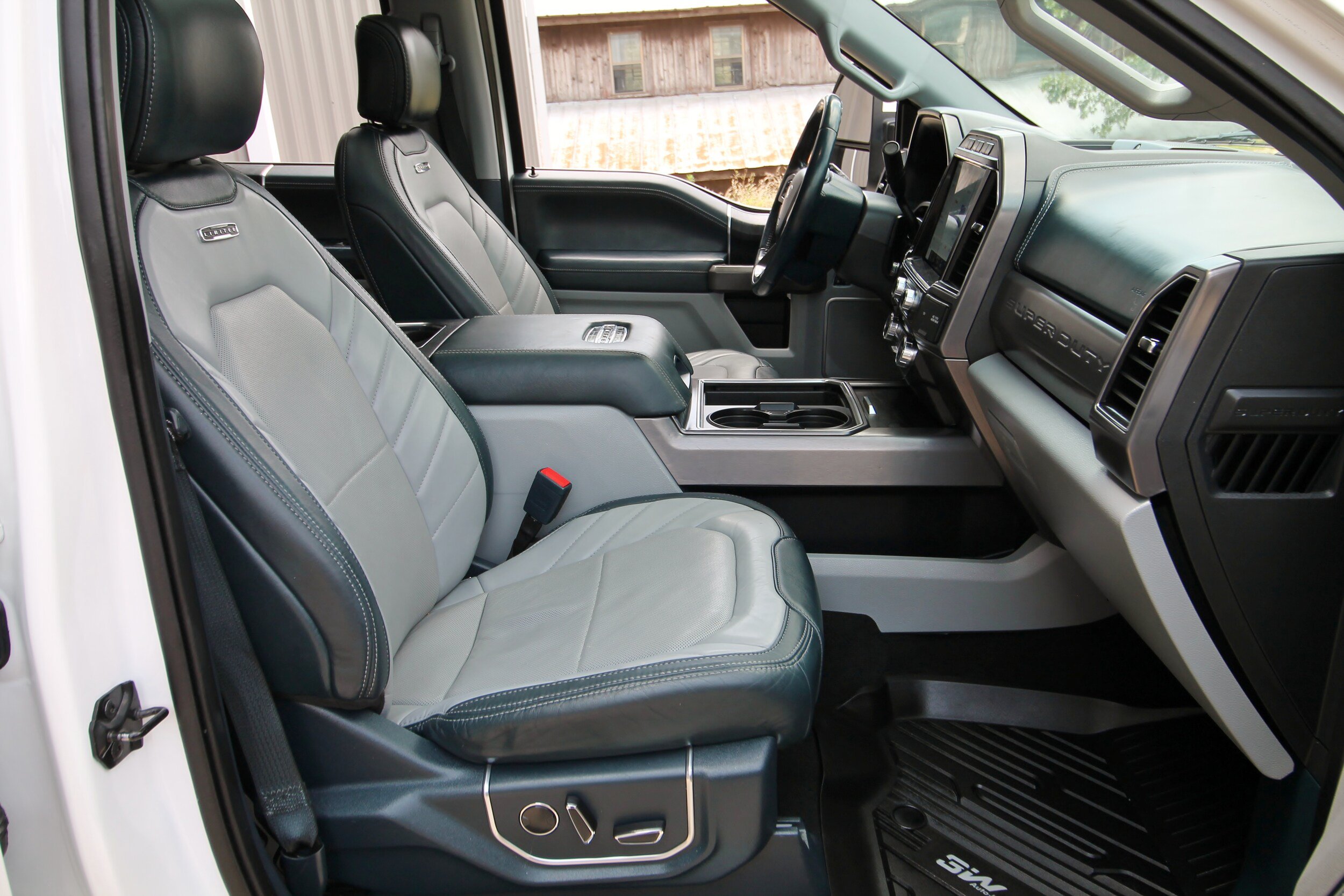 Used 2022 Ford F250 Limited AWD/4WD image 43