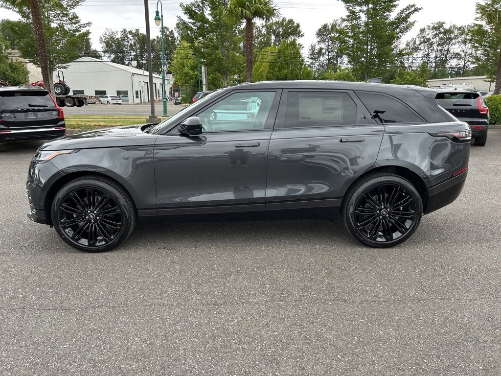 New 2026 Land Rover Range Rover Velar Dynamic SE image 2