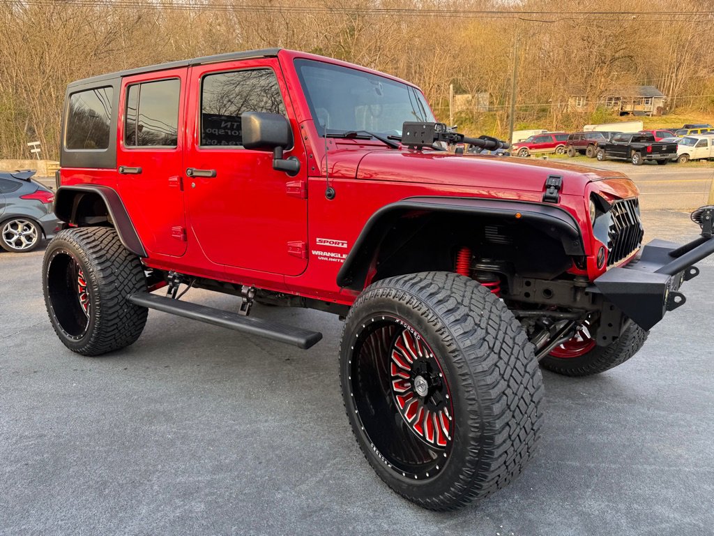 Used 2012 Jeep Wrangler Unlimited Sport AWD/4WD image 6
