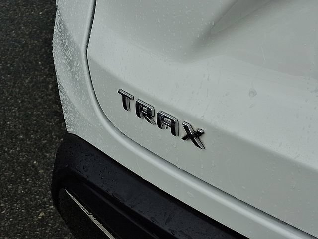 Used 2024 Chevrolet Trax ACTIV w/ Sunroof Package FWD image 42