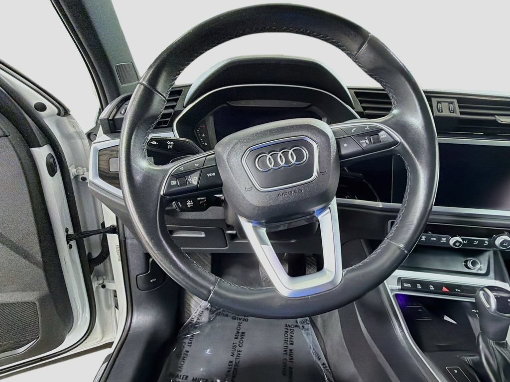 Used 2022 Audi Q3 2.0T Premium Plus AWD/4WD image 13