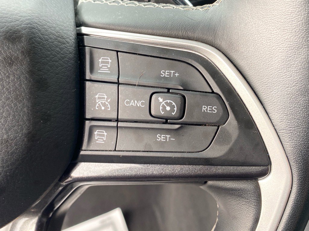 Used 2021 Jeep Grand Cherokee L Altitude image 17