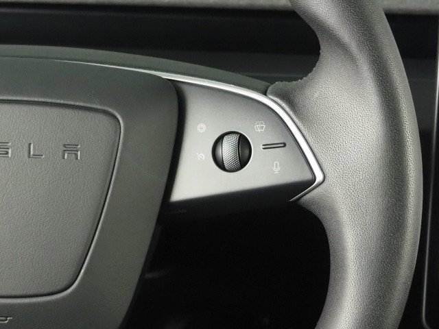 Used 2025 Tesla Model 3 Long Range image 22