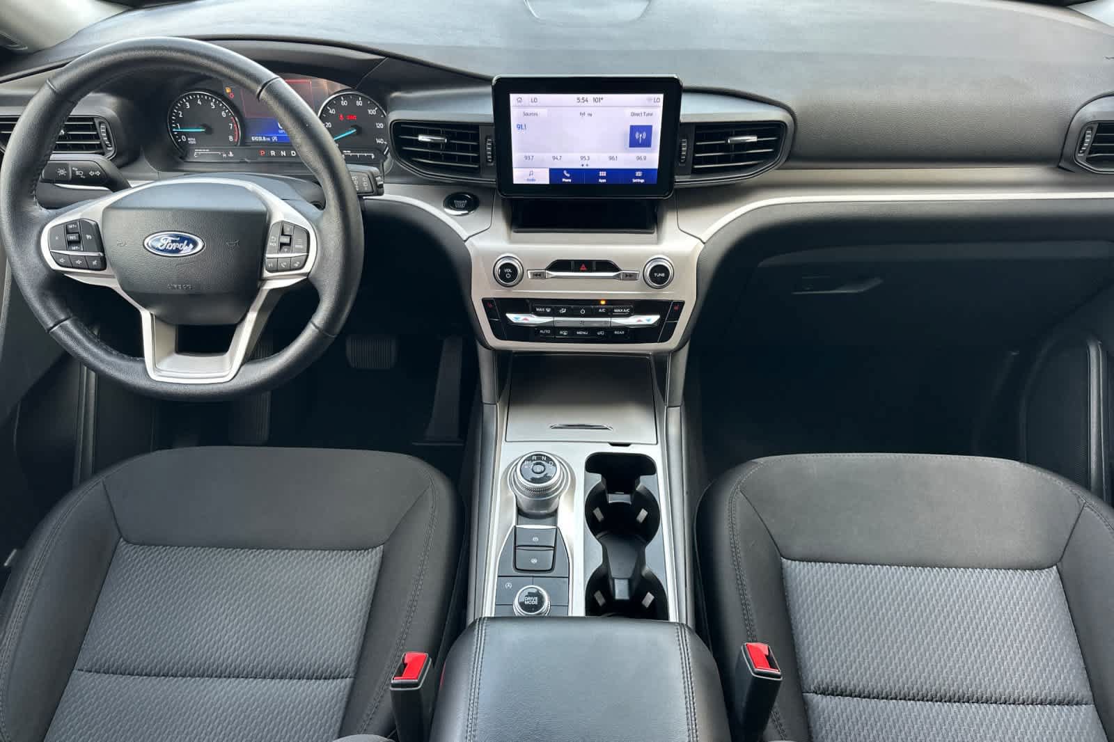 Certified 2023 Ford Explorer XLT AWD/4WD image 3