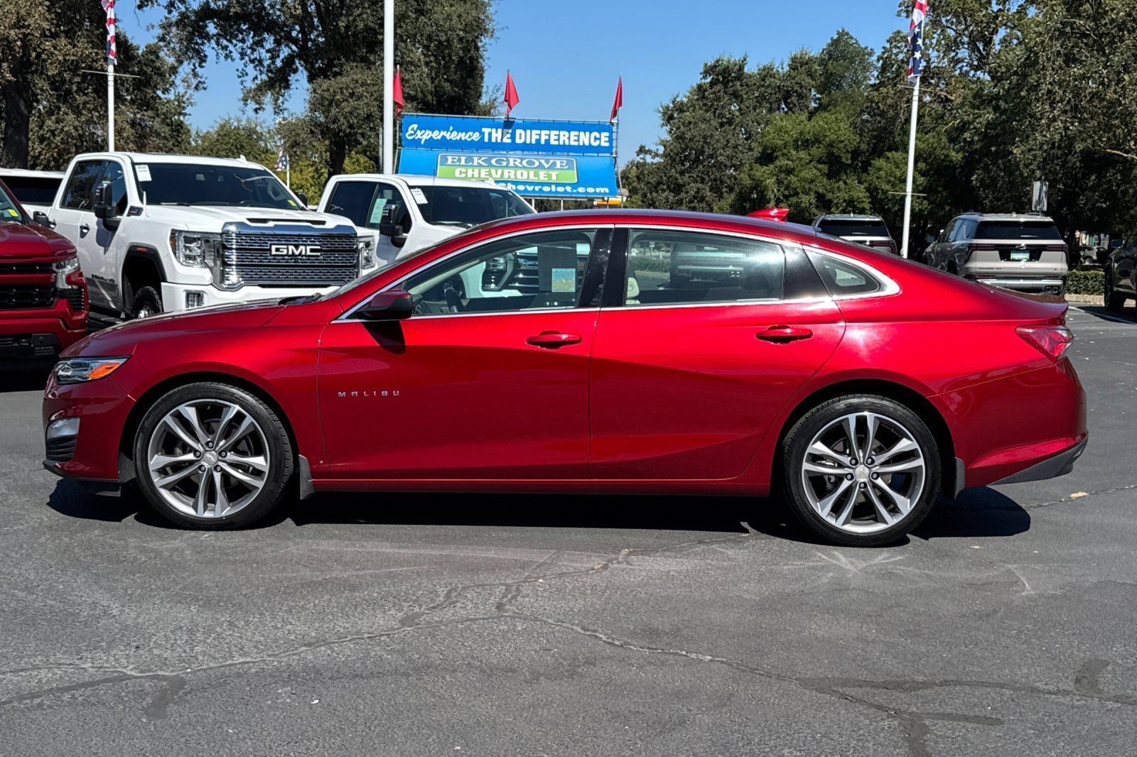 Used 2023 Chevrolet Malibu LT w/ LPO, Floor Liner Package FWD image 6