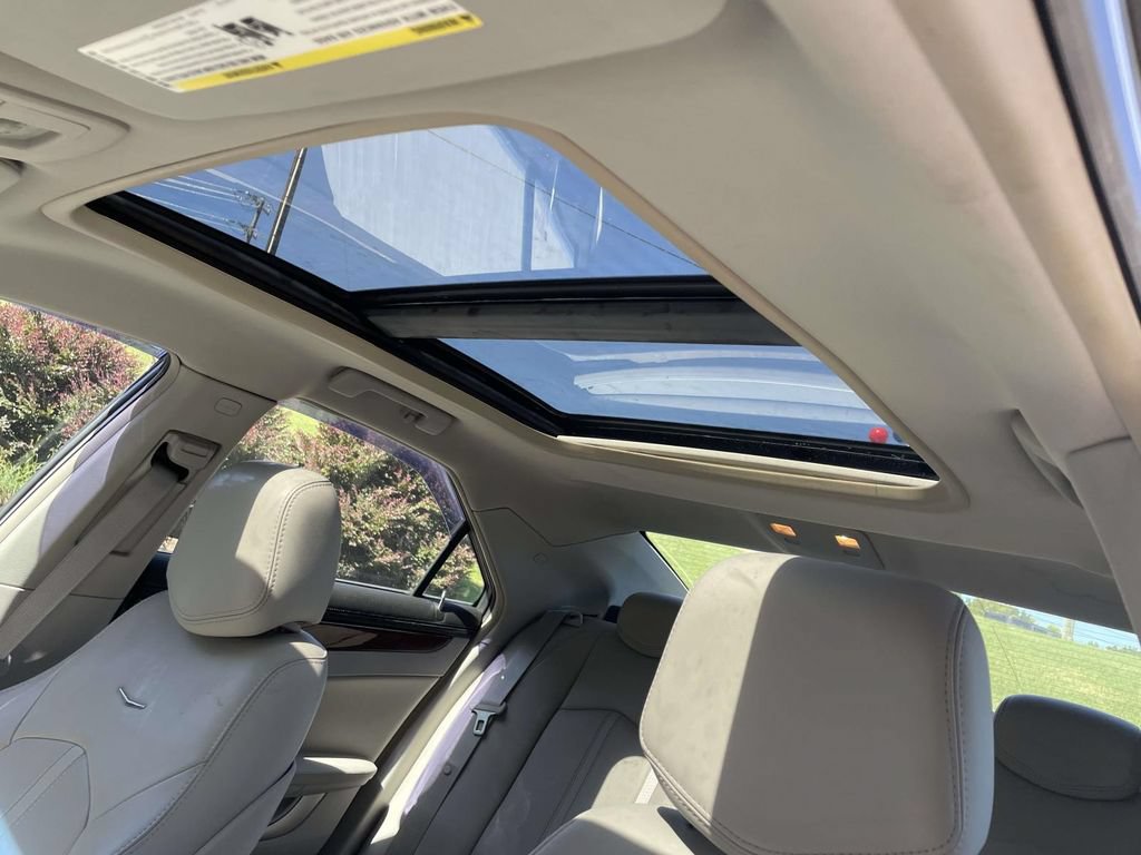 Used 2010 Cadillac CTS Luxury RWD image 18