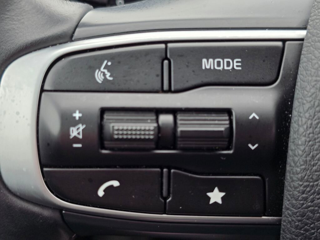 Used 2025 Kia K5 GT-Line FWD image 39