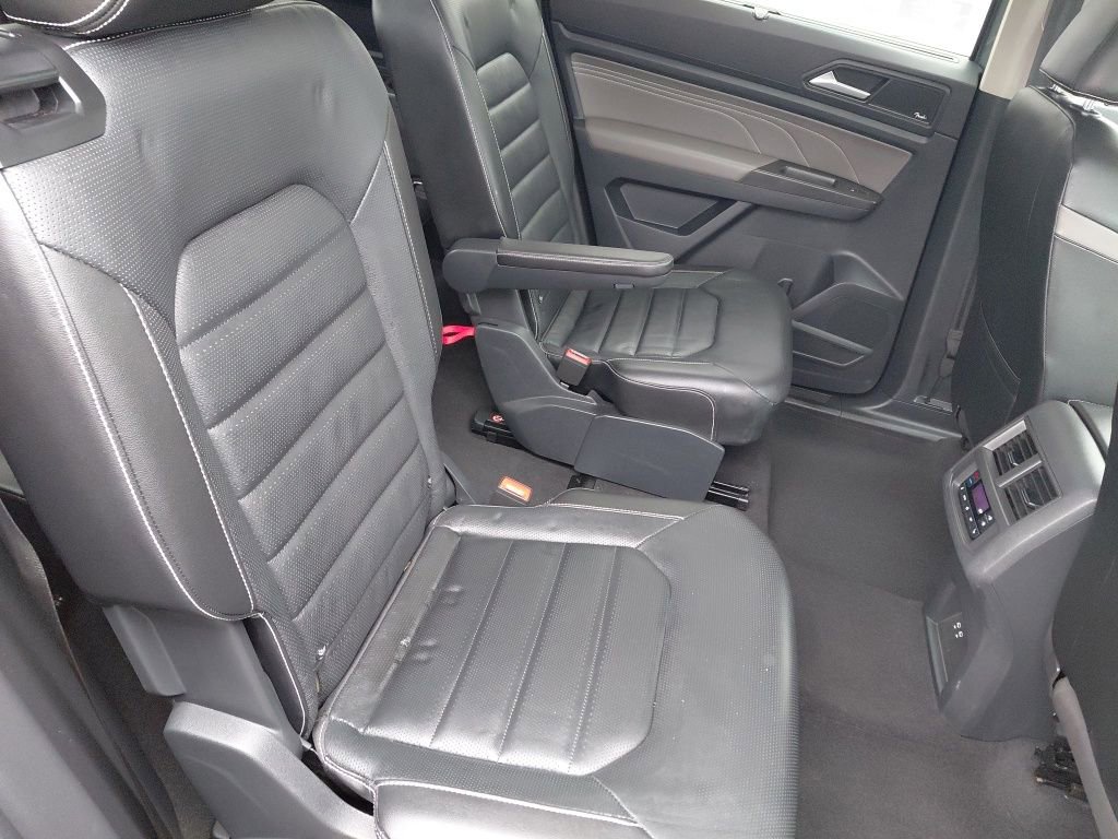 Used 2022 Volkswagen Atlas SEL Premium image 29