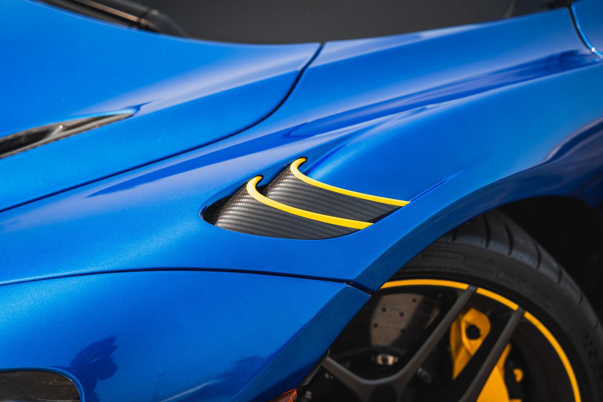 Used 2022 McLaren 765LT RWD image 7