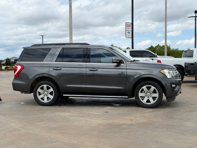 Used 2019 Ford Expedition XLT w/ Equipment Group 202A RWD image 8