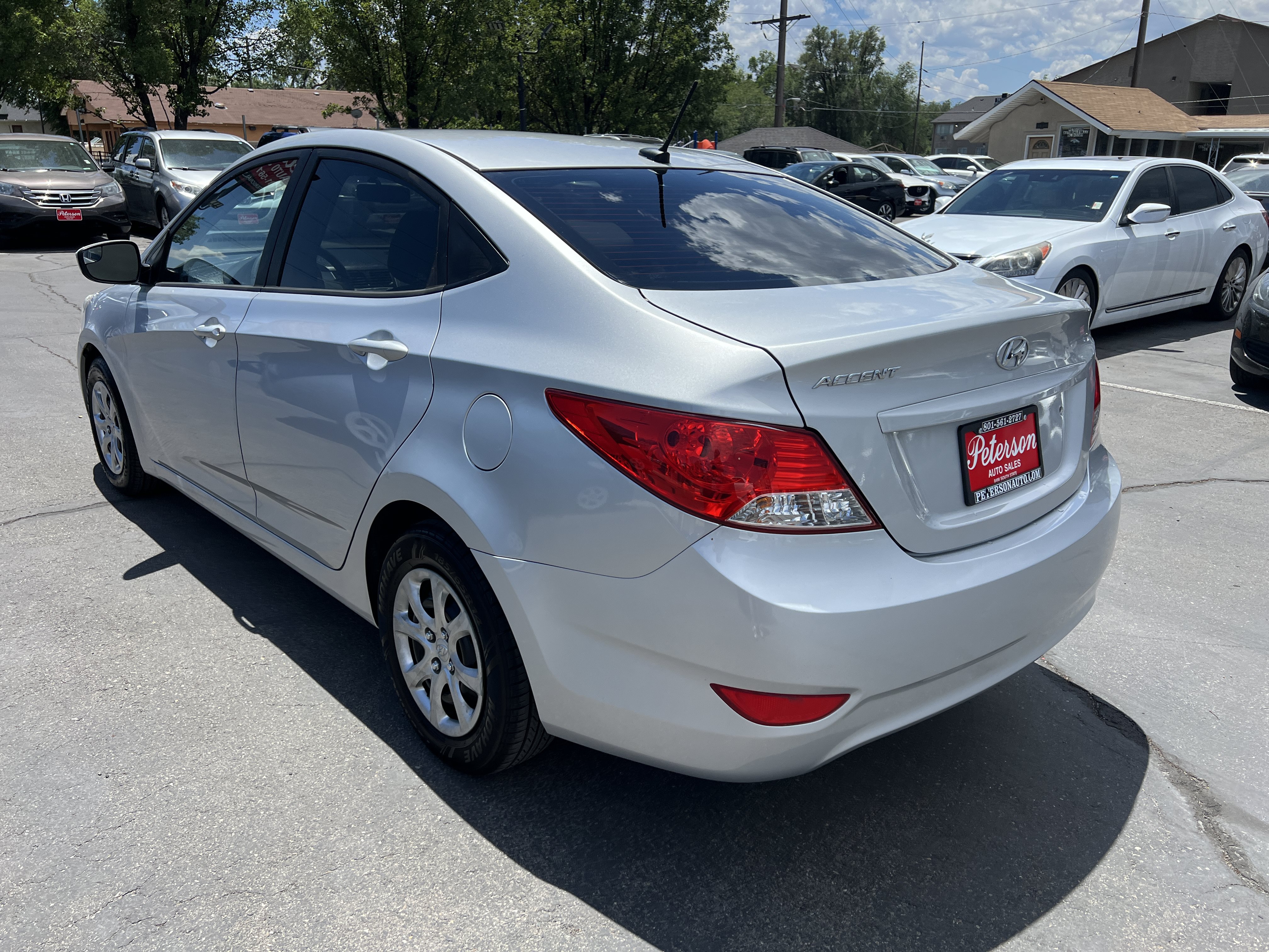 Used 2014 Hyundai Accent GLS FWD image 7