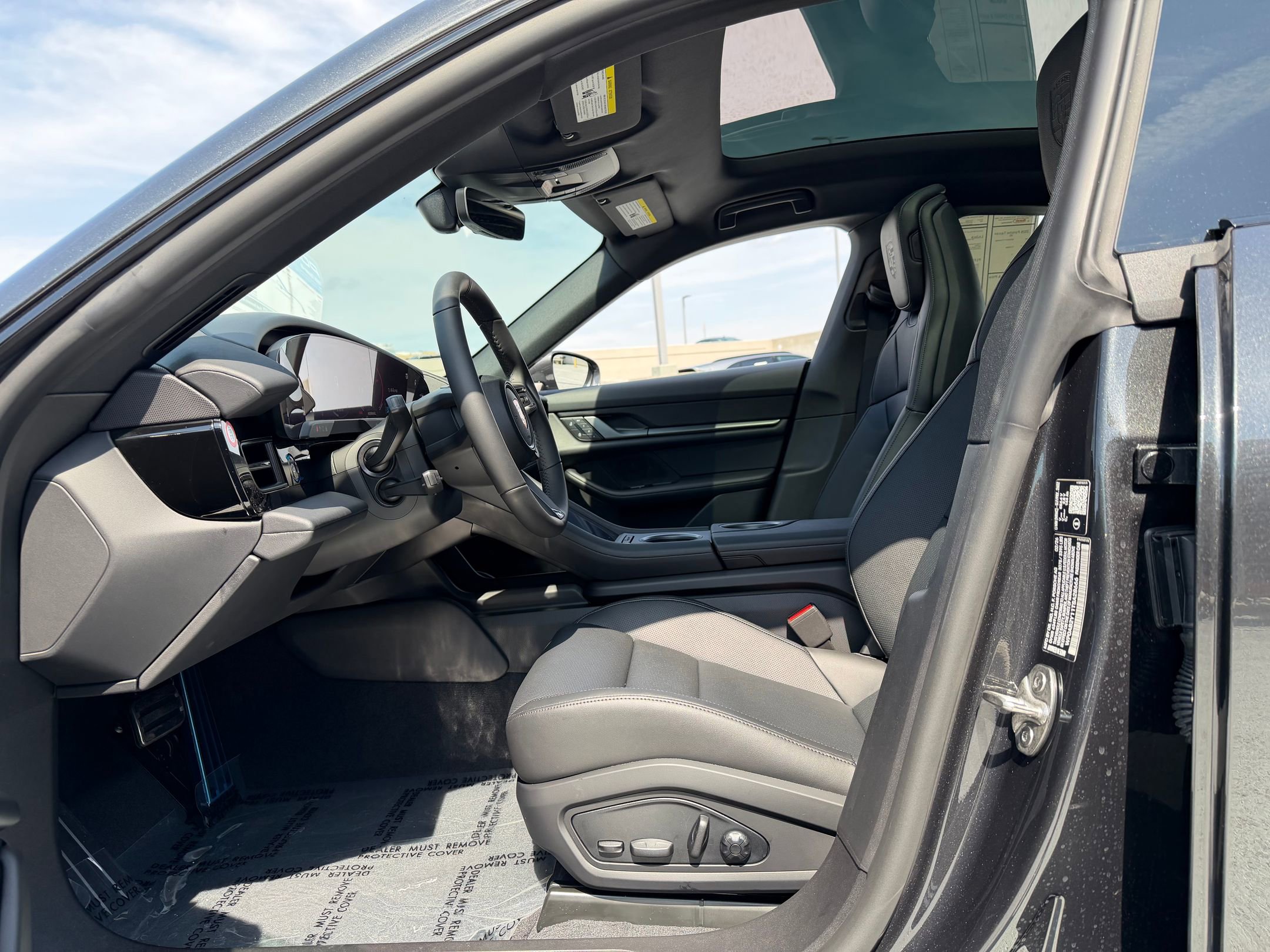 New 2026 Porsche Taycan 4S image 26