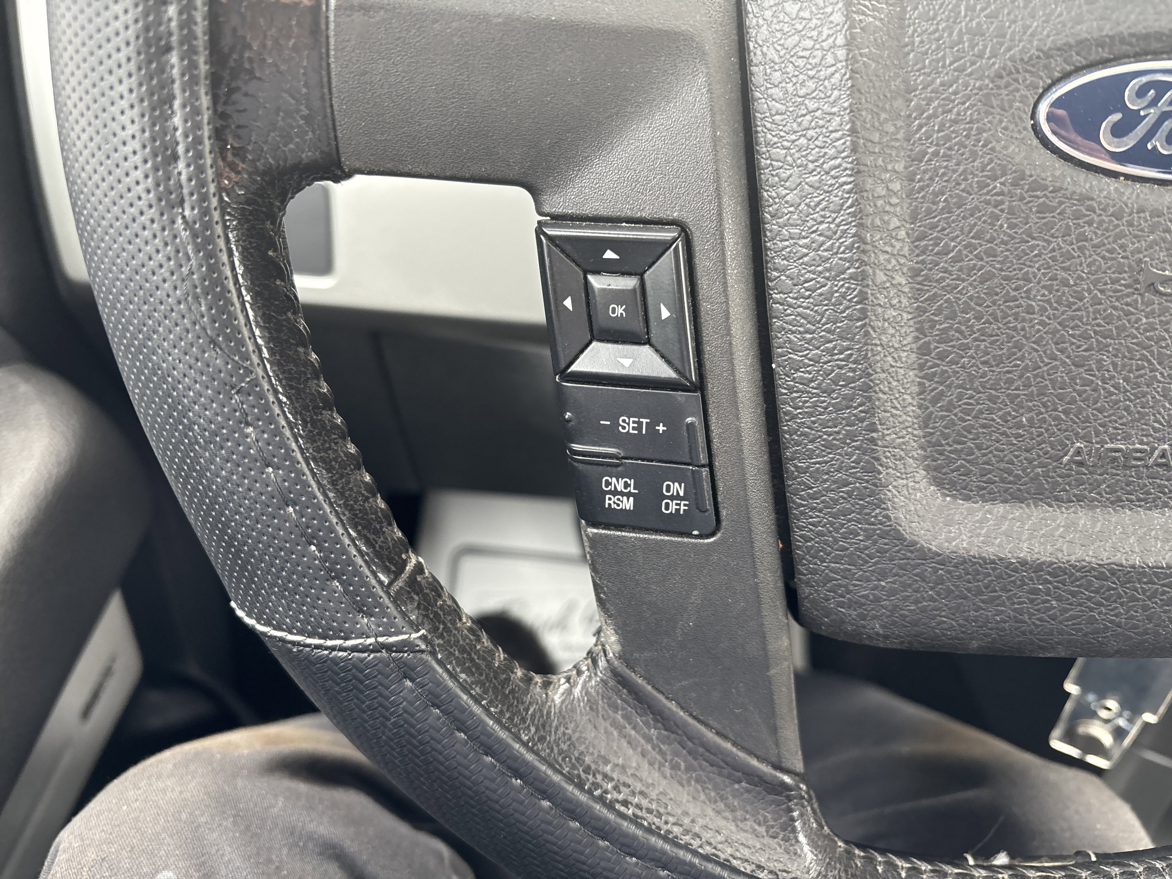 Used 2014 Ford F150 FX4 w/ Equipment Group 402A Luxury image 19