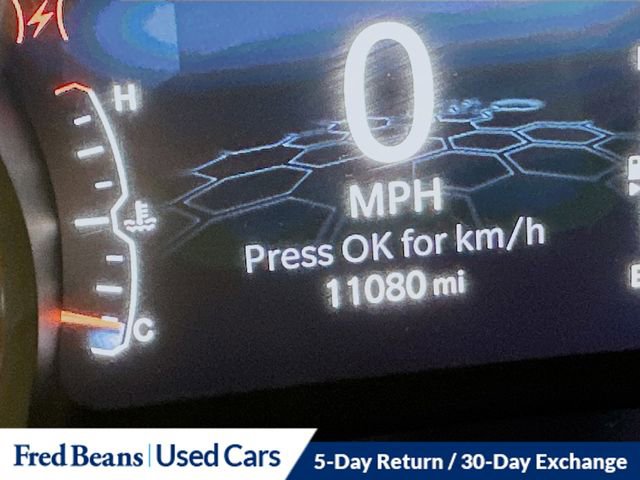 Used 2023 Jeep Compass Latitude image 14